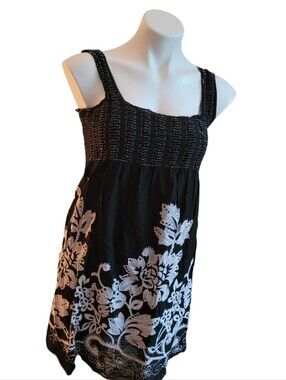 Max Studio Small Sleeveless Dress Black & White Embroidered Decor Lined